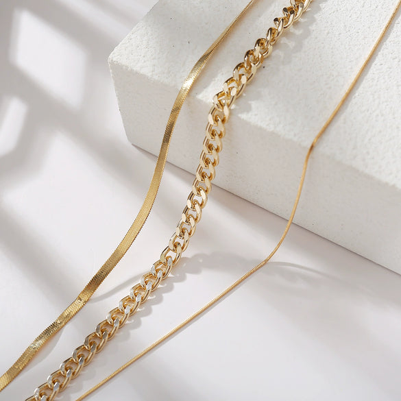 Wholesale Fashion Simple Multilayer Stacked Alloy Necklace With Electroplating For Women