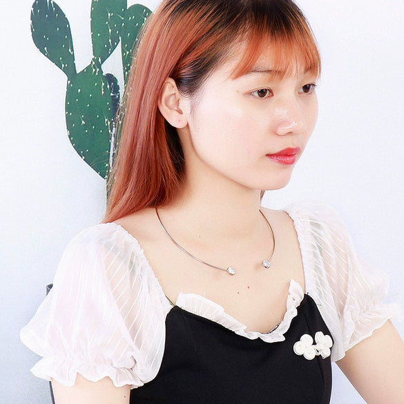 Wholesale Fashion Simple Titanium Steel Square Ring Rhinestone Necklace With Geometric Styling For Women