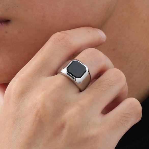 Wholesale Fashion Stainless Steel Geometric Black Agate Electroplated Ring For Unisex