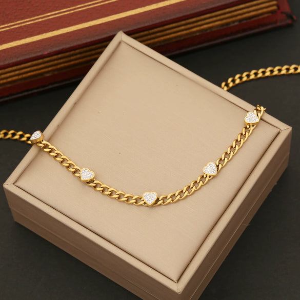 Wholesale Fashion Stainless Steel Heart Pendant Love Necklace With Electroplating For Women