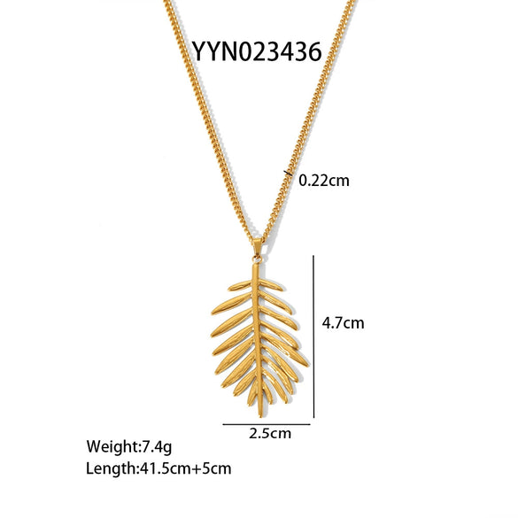 Wholesale Fashion Stainless Steel Necklace With Heart Shaped Love Pendant Light Luxury Style Pvd Furnace Real Gold Electroplated For Women
