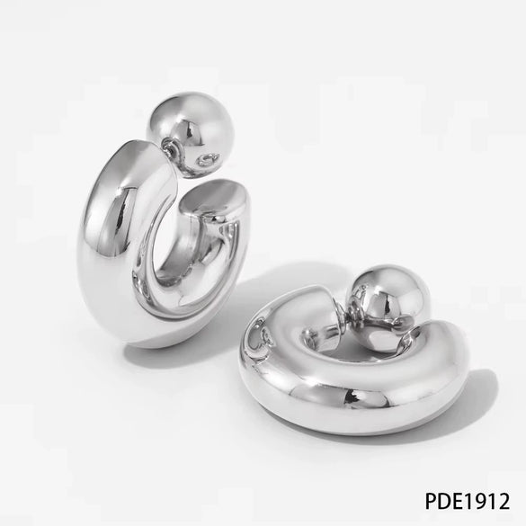 Wholesale Fashion Stainless Steel Pearl Earrings With Geometric Design And Electroplating For Women