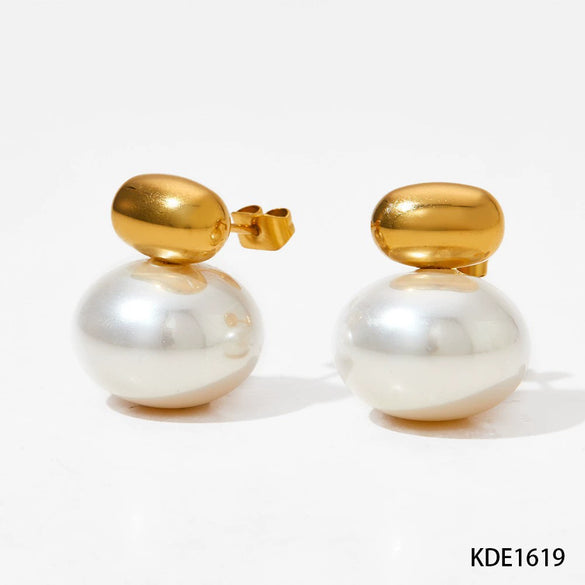 Wholesale Fashion Stainless Steel Pearl Earrings With Geometric Design And Electroplating For Women