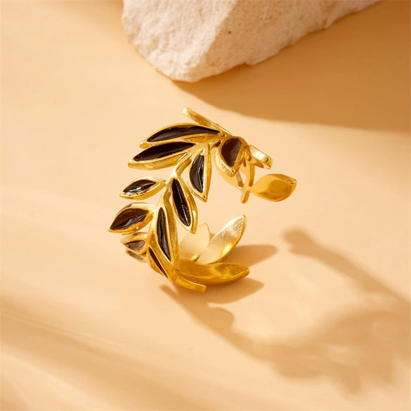 Wholesale Fashion Stainless Steel Ring With Black Leaves Pattern Gold Plated Electroplated Opening Ring Unisex