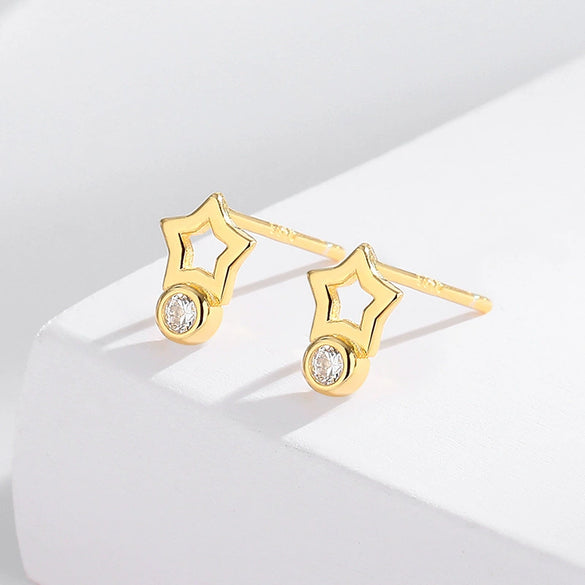 Wholesale Fashion Sterling Silver Fivepointed Star Diamond Earrings With Electroplating For Women
