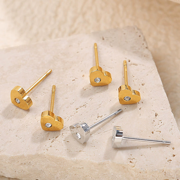 Wholesale Fashion 316L Stainless Steel Heartshaped Ladies Earrings 14K Goldplated