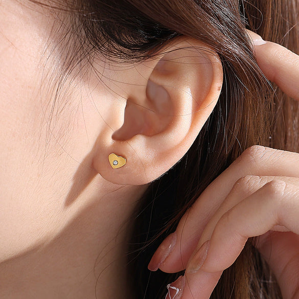 Wholesale Fashion 316L Stainless Steel Heartshaped Ladies Earrings 14K Goldplated