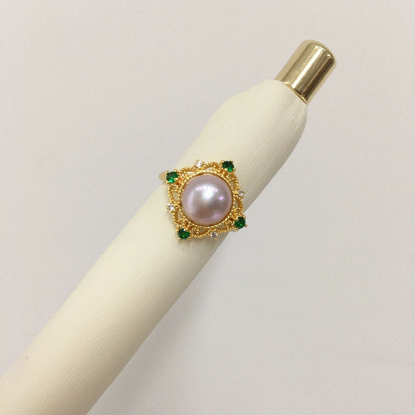 Wholesale Fashion Women Freshwater Pearl And Green Zircon Ring With Oblate And Treated Bun Round Pearl Shape Copper Base 18K Gold Electroplated