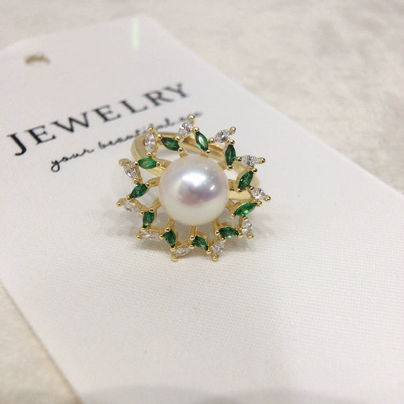 Wholesale Fashion Women's Freshwater Pearl Ring With Copper Material And Micropaved Green Zircon In Flat Round And Bun Round Shapes