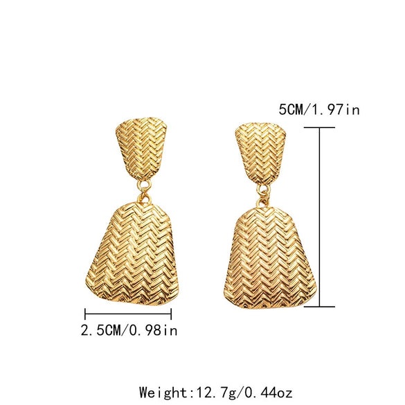 Wholesale Fashion Women's Stainless Steel Banana Fan Earrings With Embossed Leaves Design And Electroplating Treatment