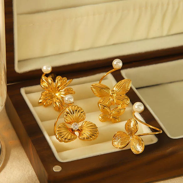 Wholesale Fashion Women's Stainless Steel Pearl Flower Geometric Ring With Electroplating 18K Gold Plated Open Type Adjustable