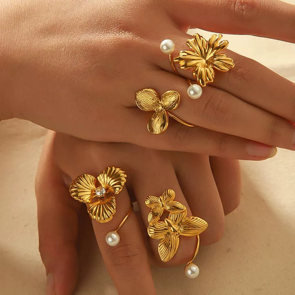Wholesale Fashion Women's Stainless Steel Pearl Flower Geometric Ring With Electroplating 18K Gold Plated Open Type Adjustable