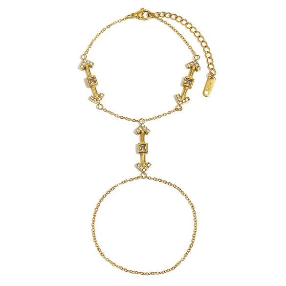 Wholesale Fashionable Elegant Geometric Stainless Steel Electroplated 18K Gold Arrow Finger Chain Set For Women