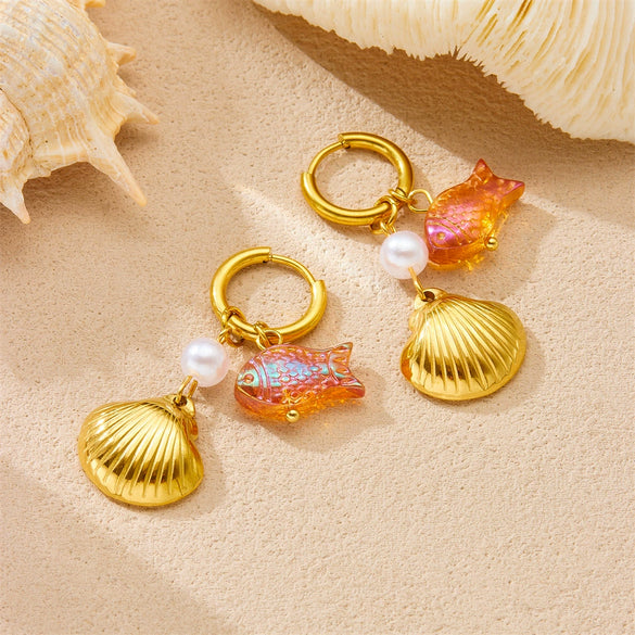 Wholesale Fashionable Simple Creative Design Goldplated Animal Zodiac Scallop Phantom Goldfish Pendant Round Stainless Steel Earrings