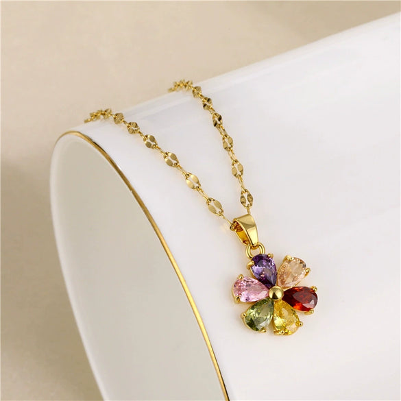 Wholesale Female Colored Diamond Flower Pendant Titanium Steel Necklace With Brass Pendant And Flower Pattern