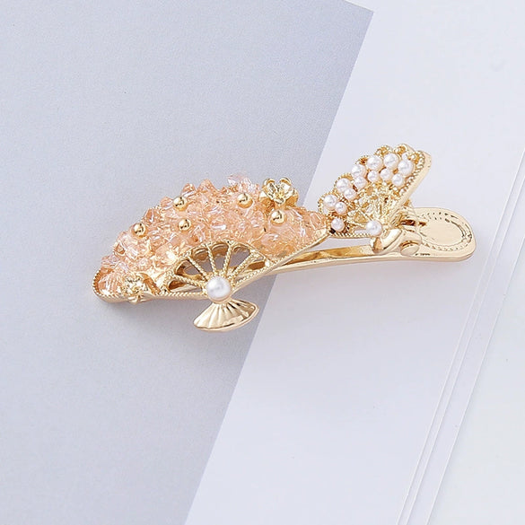 Wholesale Female Hair Accessories Alloy Fanshaped Retro Style Hairpin With Pearl Electroplating