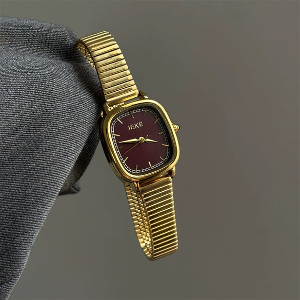 Wholesale Female Medieval Style Metal Case Quartz Ankora Red Watch