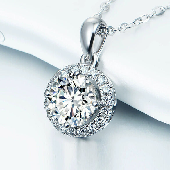 Wholesale Female Simulation Mo Diamond Necklace With Copper Round Pendant Full Drill And Geometric Styling