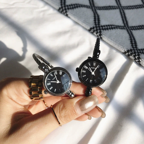 Wholesale Female Student Small Fresh Bracelet Watch Alloy Material Round Dial Printed Logo Literary Retro Style