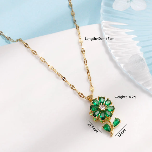 Wholesale Female Titanium Steel And Copper Ochain Necklace With Microinlaid Zircon Rotating Flower Pendant Light Luxury Style Electroplating Treatment