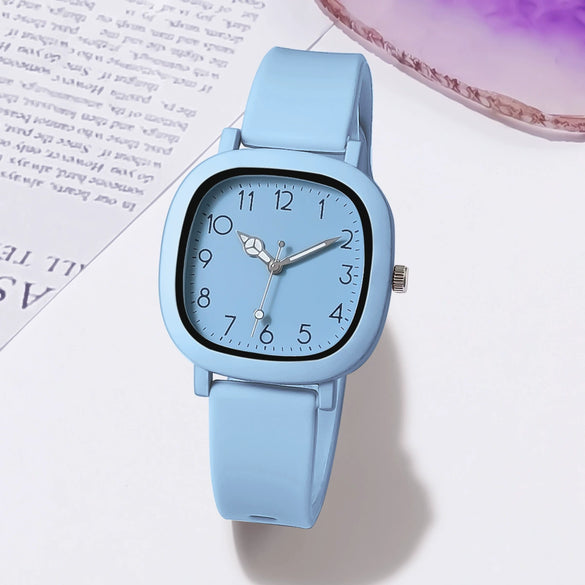 Wholesale Female Watch Alloy Case Silicone Strap Square Dial Retro Preppy Style Casual