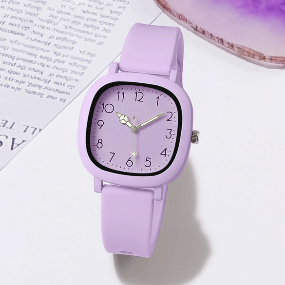 Wholesale Female Watch Alloy Case Silicone Strap Square Dial Retro Preppy Style Casual