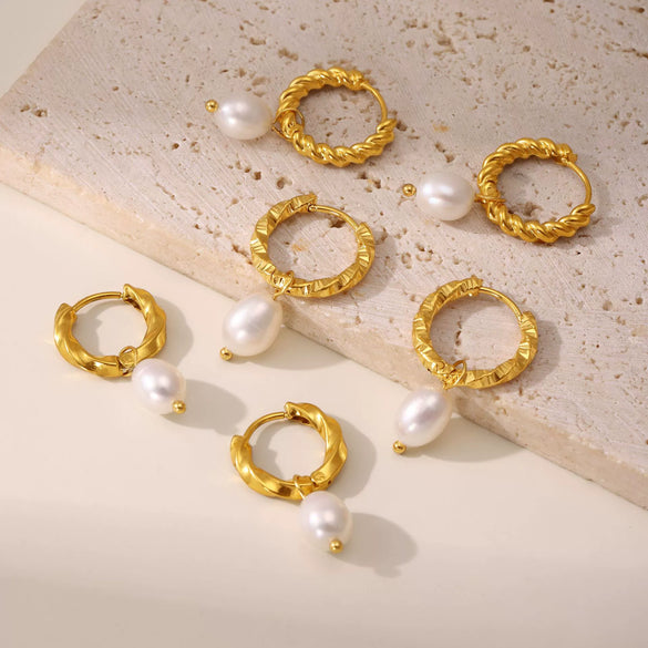 Wholesale Ferris Wheel Niche Twist Buckle Earrings For Women Made Of Stainless Steel And Freshwater Cultured Pearls With Geometric Pattern And 18K Real Gold Pvd Plating