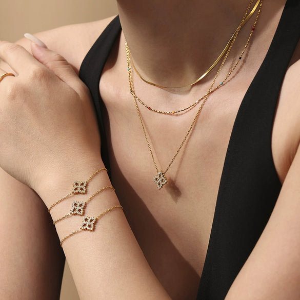 Wholesale Ferris Wheel Snowflake Design Jewelry Set For Women Made Of Stainless Steel Zircon And Titanium Steel With Electroplating Process
