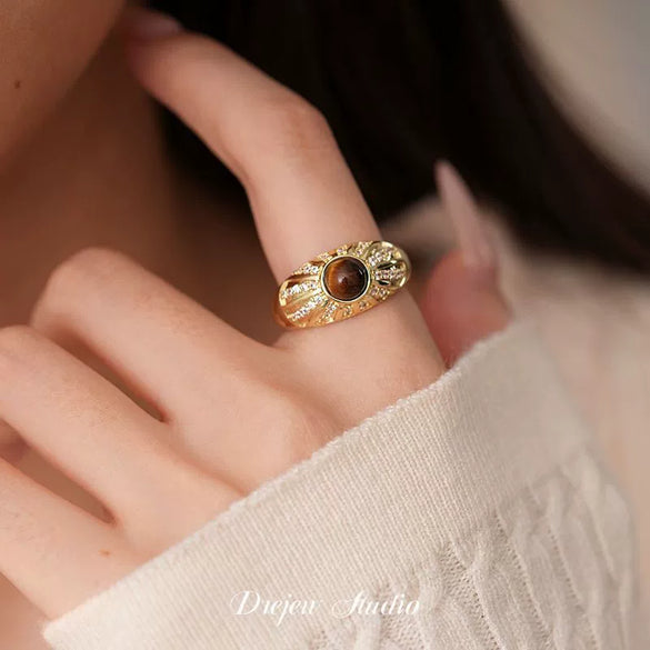 Wholesale Finger Ring Artificial Tiger's Eye Copper Geometric French Retro Electroplating Women's Jewelry
