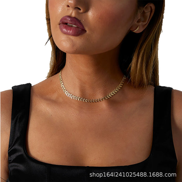 Wholesale Fishbone Animal Zodiac Style Gold Plated Copper Necklace With Electroplating