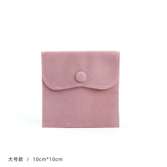 Wholesale Flannel And Velvet Jewelry Storage Bags With Anti Oxidation Buttons And Silk Screen Printing