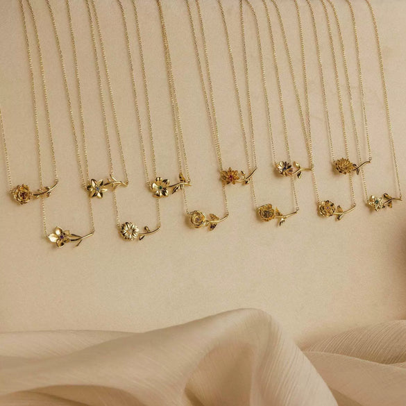 Wholesale Flower Pendant Necklace Copper Gold Plated Decorative Three Dimensional Leaves Design