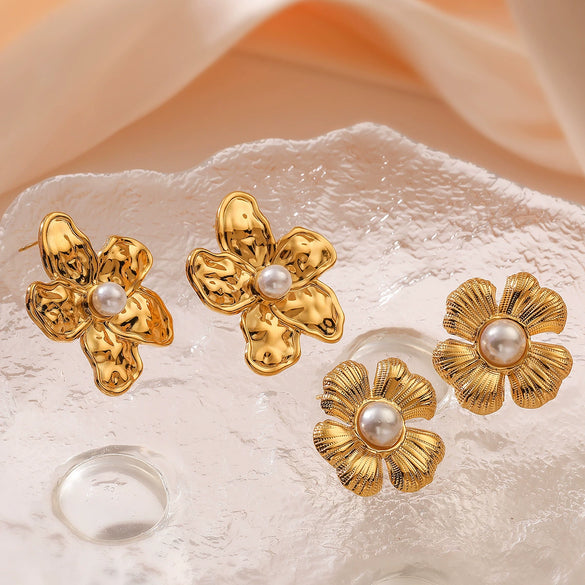 Wholesale Flower Stainless Steel Earrings With Geometric Pattern And Electroplating Treatment