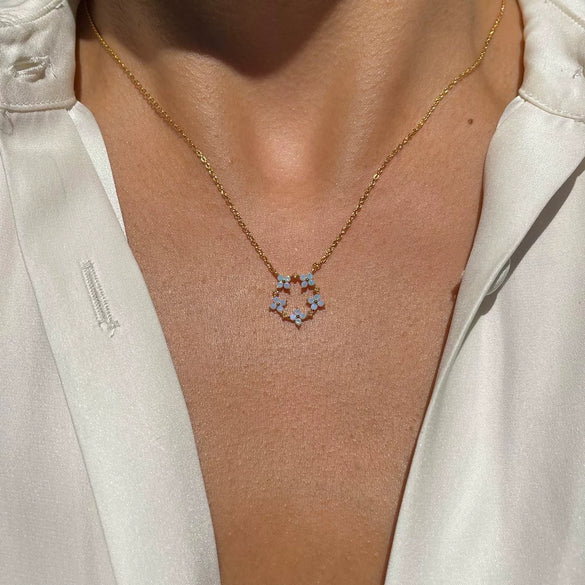 Wholesale Flower Style Brass Plated 18K Gold Color Pendant Necklace For Women