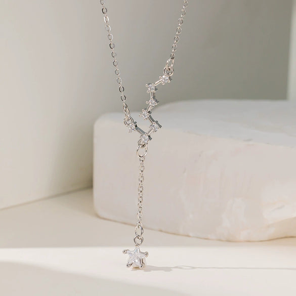 Wholesale Fourleaf Clover Pendant Necklace Copper Pendant Titanium Steel Chain Electroplated Simple Style With Heart Flower Star And Geometric Patterns