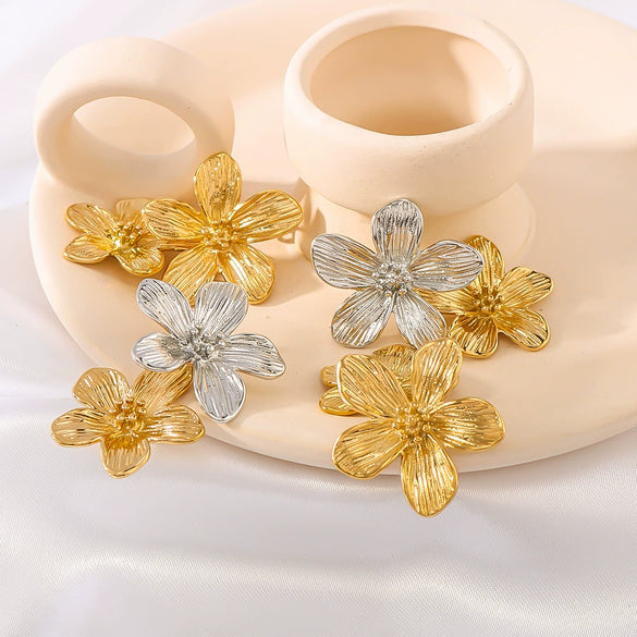 Wholesale French Retro Flower Suit Tassel Earrings In Stainless Steel With 18K Gold Plated Electroplating And Geometric Flower Design