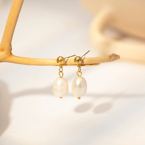 Wholesale French Retro Freshwater Pearl Pendant Earrings Stainless Steel Non Fading Geometric Style For Women