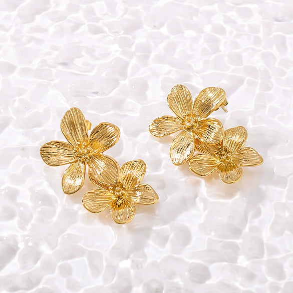 Wholesale French Retro Gold Flower And Leaf Tassel Earrings Stainless Steel 18K Vacuum Plated In Furnace For Women
