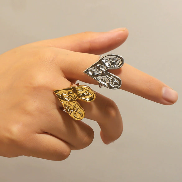 Wholesale French Retro Light Luxury Design Stainless Steel Jewelry Suit With Love Water Drops Bell Pattern Electroplated For Women