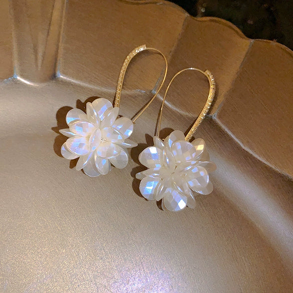 Wholesale French Retro Pearl Earrings With 925 Silver Needles Alloy Material Geometric Pattern And Diamondencrusted Design For Women