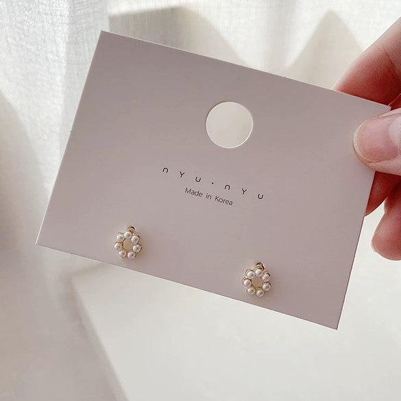 Wholesale French Retro Pearl Earrings With 925 Silver Needles Alloy Material Geometric Pattern And Diamondencrusted Design For Women