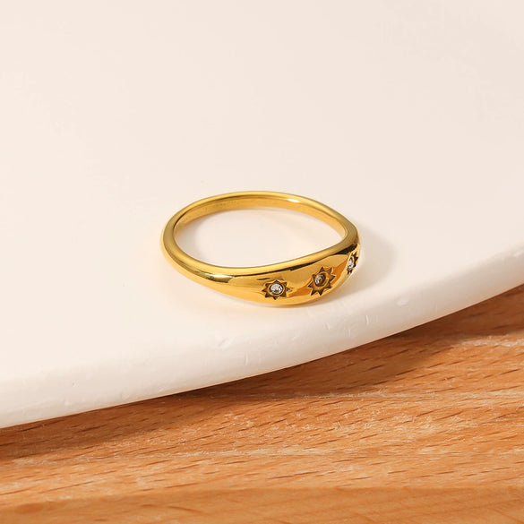 Wholesale French Retro Round Female Titanium Steel Ring Inlaid With White Zircon And Electroplated With 18K Gold Geometric Pattern