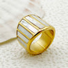 Wholesale French Retro Stainless Steel Ring With Geometric Pattern And Electroplating Treatment For Women