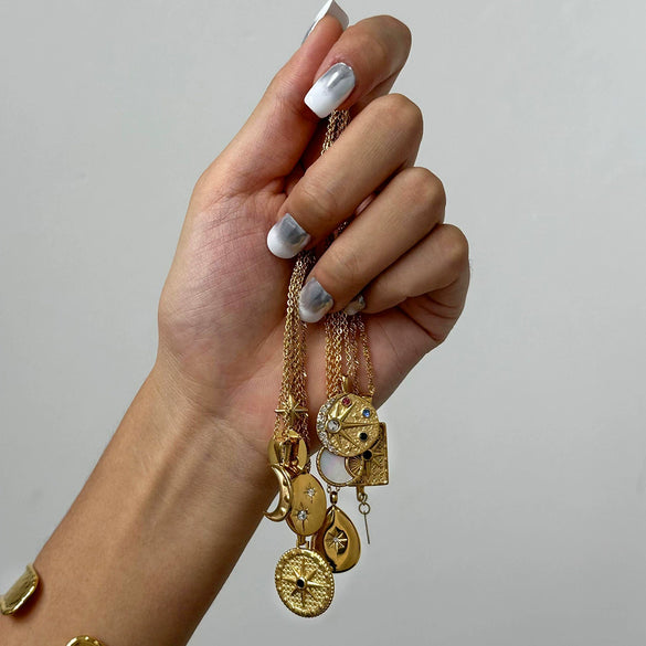 Wholesale French Retro Star Pendant Necklace Titanium Steel Water Ripple Chain Inlaid Zircon Geometric Design For Women