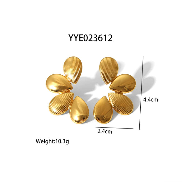 Wholesale French Retro Striped Flower Stud Earrings In Stainless Steel With Pvd Furnace Real Gold Electroplating For Women