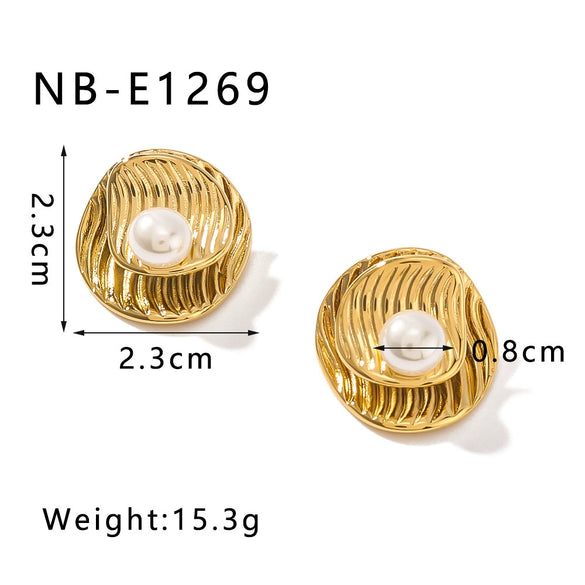 Wholesale French Retro Style Pleated Inlaid Pearl Earrings For Women Titanium Steel With 18K Vacuum Plating In Furnace And Electroplating