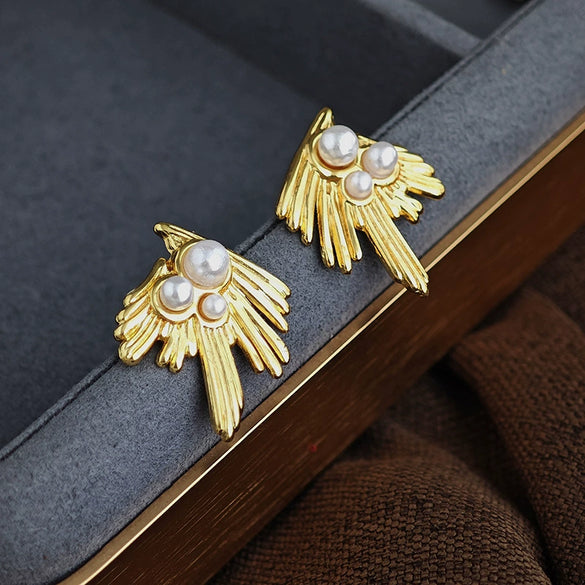 Wholesale French Retro Swallow Pearl Titanium Steel Earrings For Women With Electroplating Process