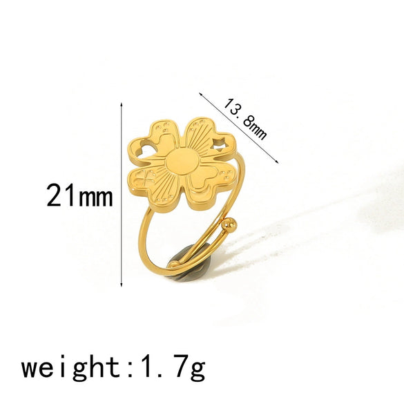 Wholesale French Retro Titanium Steel Women's Ring With Star Heart And Flower Patterns Electroplated