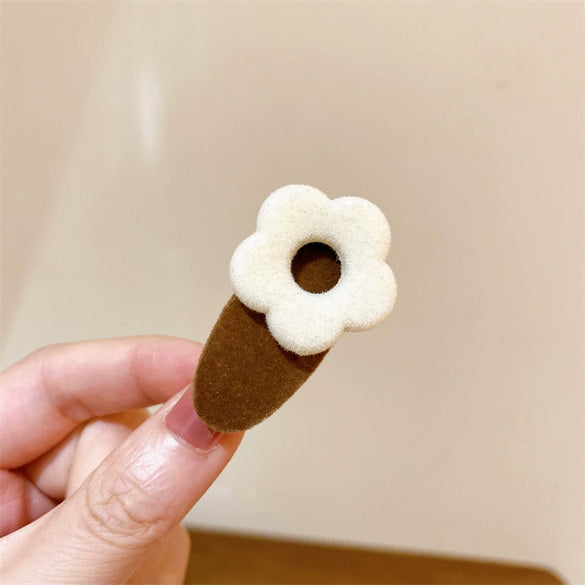 Wholesale French Retro Velvet Flower Pure Handmade Hairpin For Women