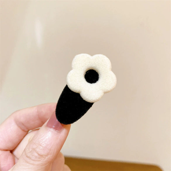 Wholesale French Retro Velvet Flower Pure Handmade Hairpin For Women